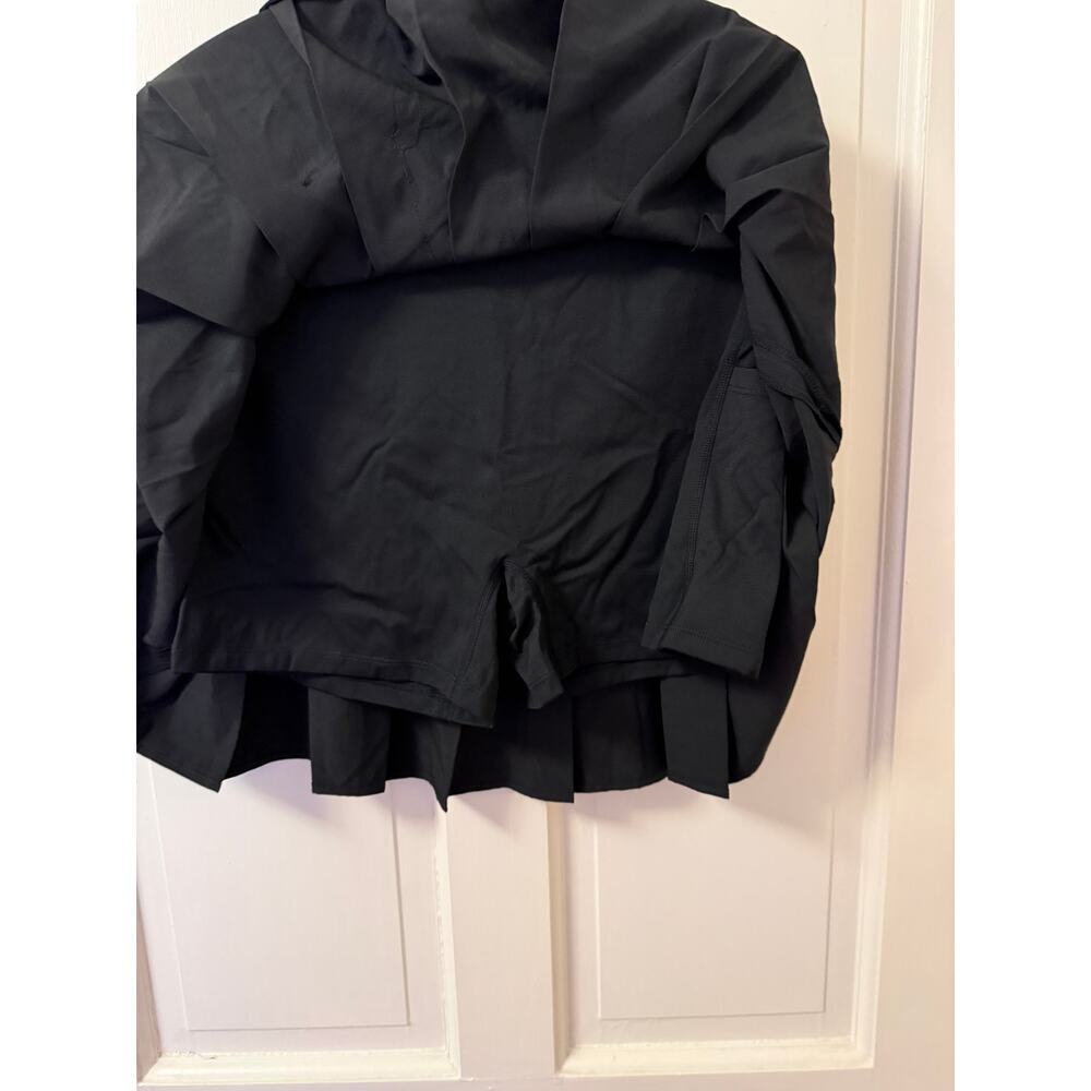 Halara Black Pleated Tennis Skirt with Shorts - size large - Picture 5 of 7